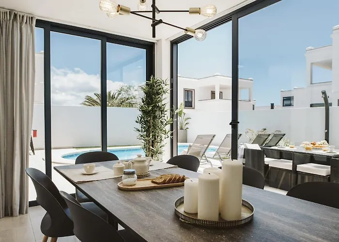 Flamboyan Yaiza (Lanzarote)