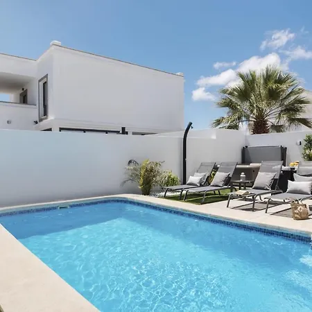 Flamboyan Yaiza (Lanzarote)