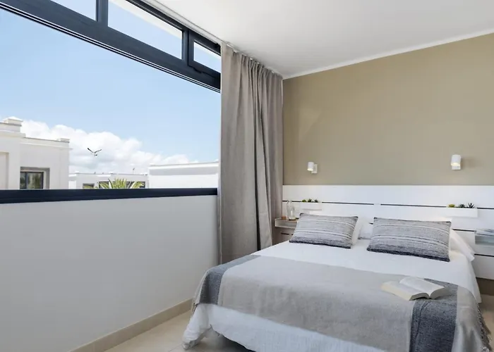 Flamboyan * יאיזה